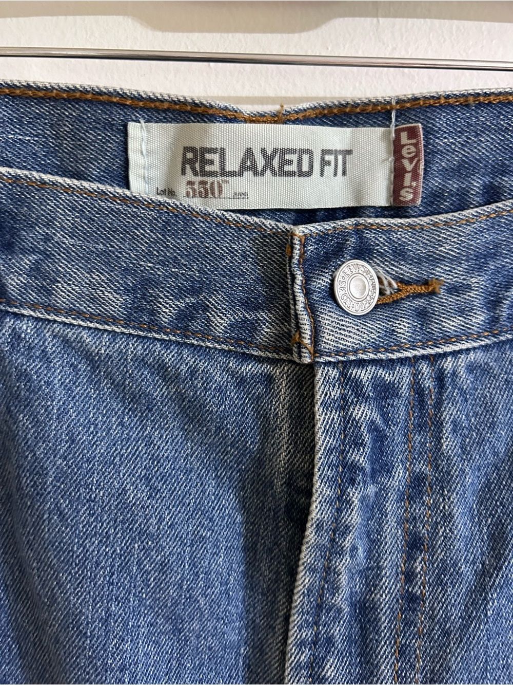 Levi's 550 Relaxed Fit Denim Jeans Medium Blue 42x34 GUC